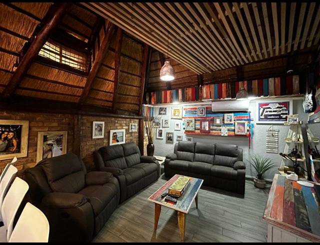 4 BEDROOM HOUSE FOR SALE IN BRENTHURST